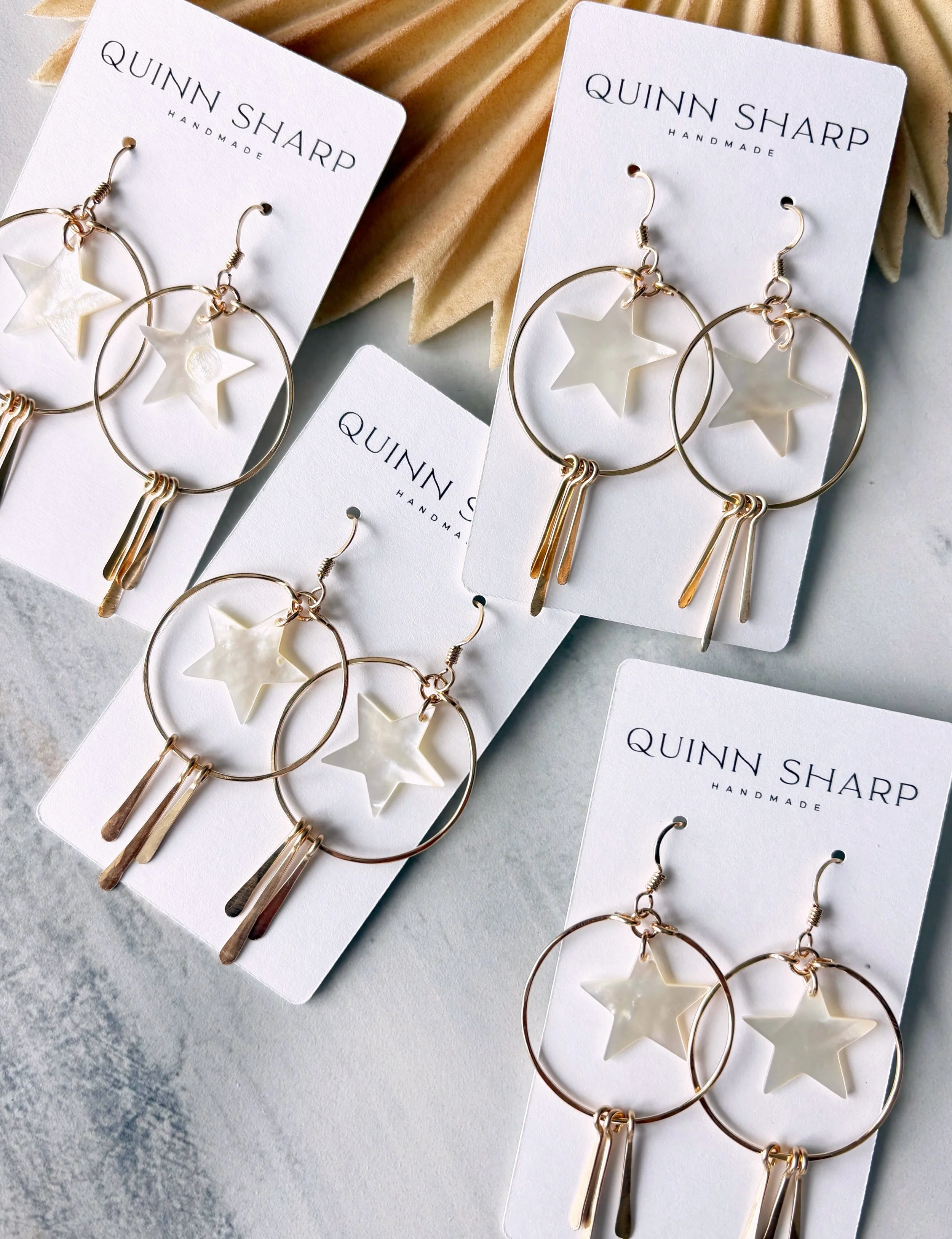 These fun accessories are on the way to wine country! Grab yourself a pair of these festive little beauties for the 4th of July at @shop_northend in Cloverdale!