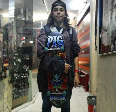 Berke-Dikiscioglu_dwindle_Flow.jpg