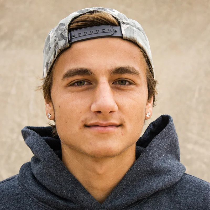Chris_Khan_Photo.jpg