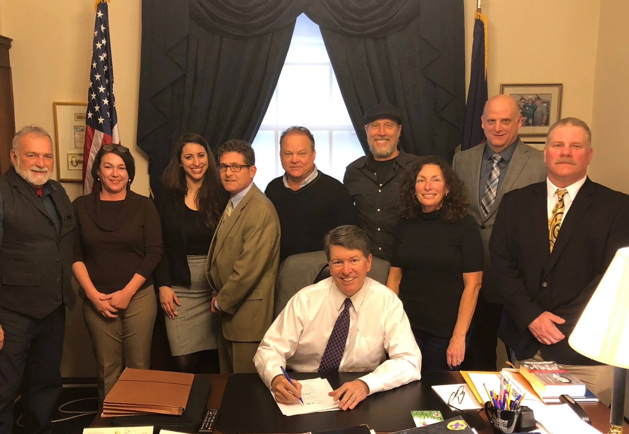 Congressman Faso signing the Upper Delaware resolution in March 2018. Photo credit: Friends of the Upper Delaware River
