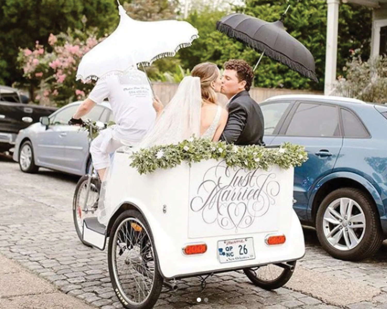 wedding  pedicab.jpg