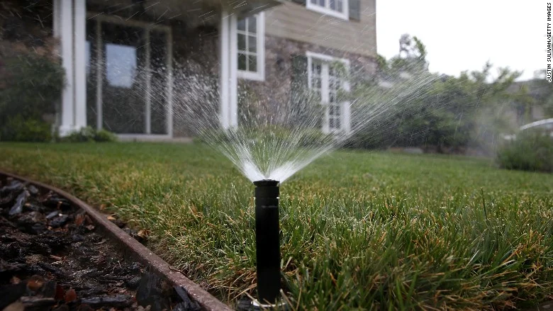 This wifi sprinkler can cut water use 30%