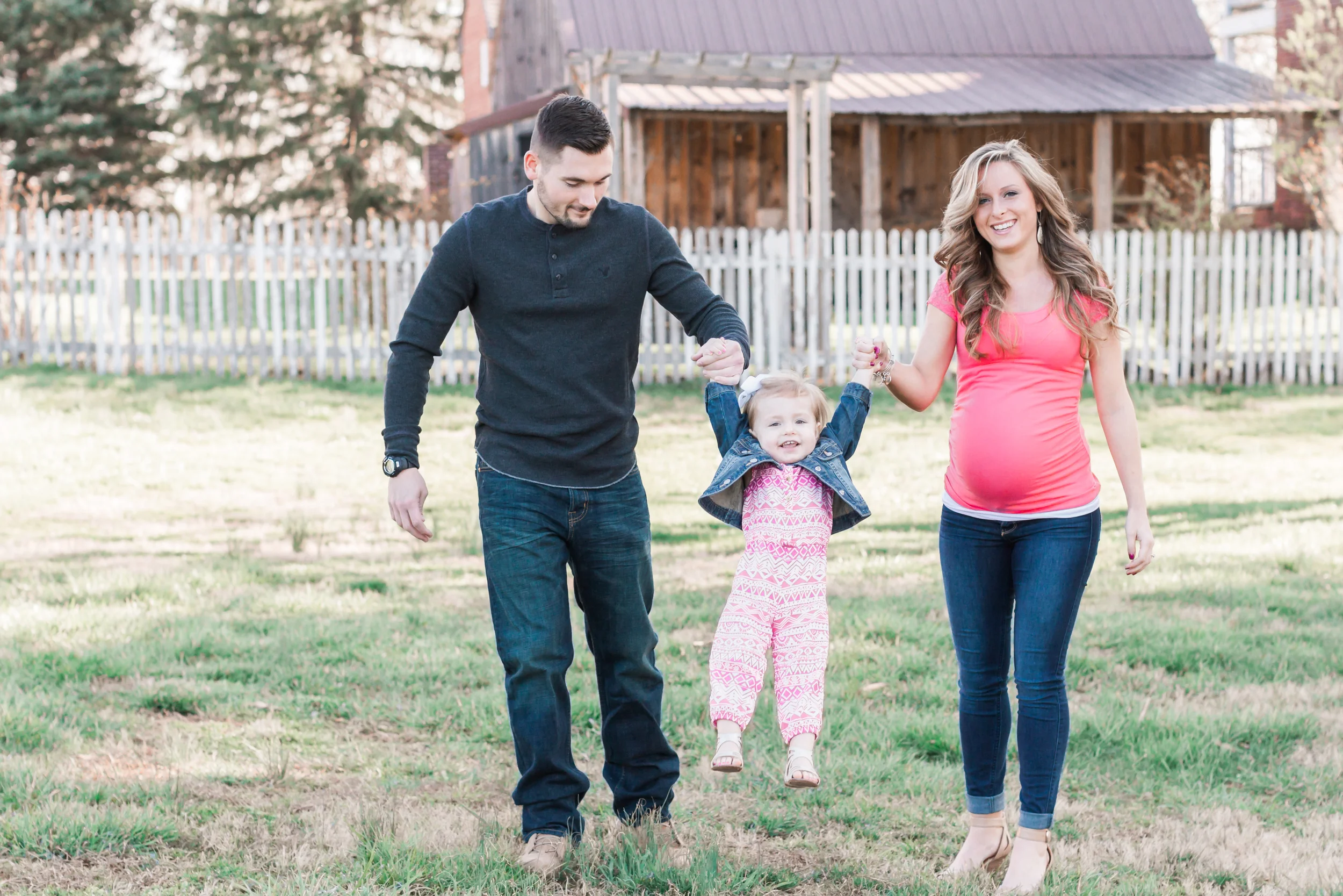 MeganandCoreyMaternity-15.jpg