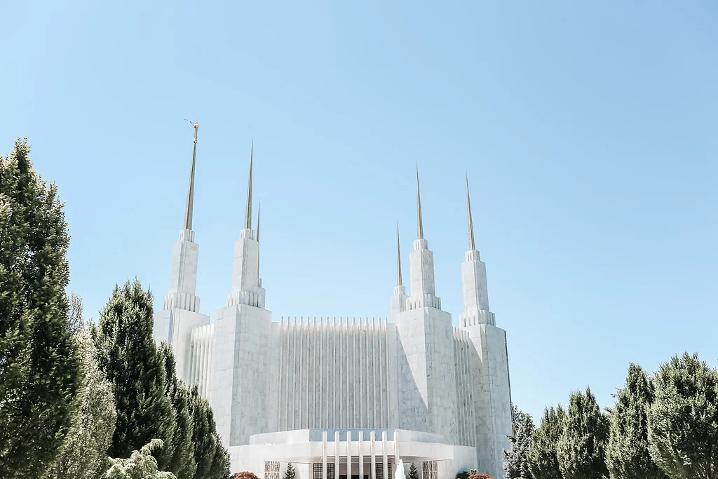 Washington DC LDS Temple Wedding & A Navy Blue Middleburg Virginia Reception | Middleburg Virginia | Andrea Rodway Photography