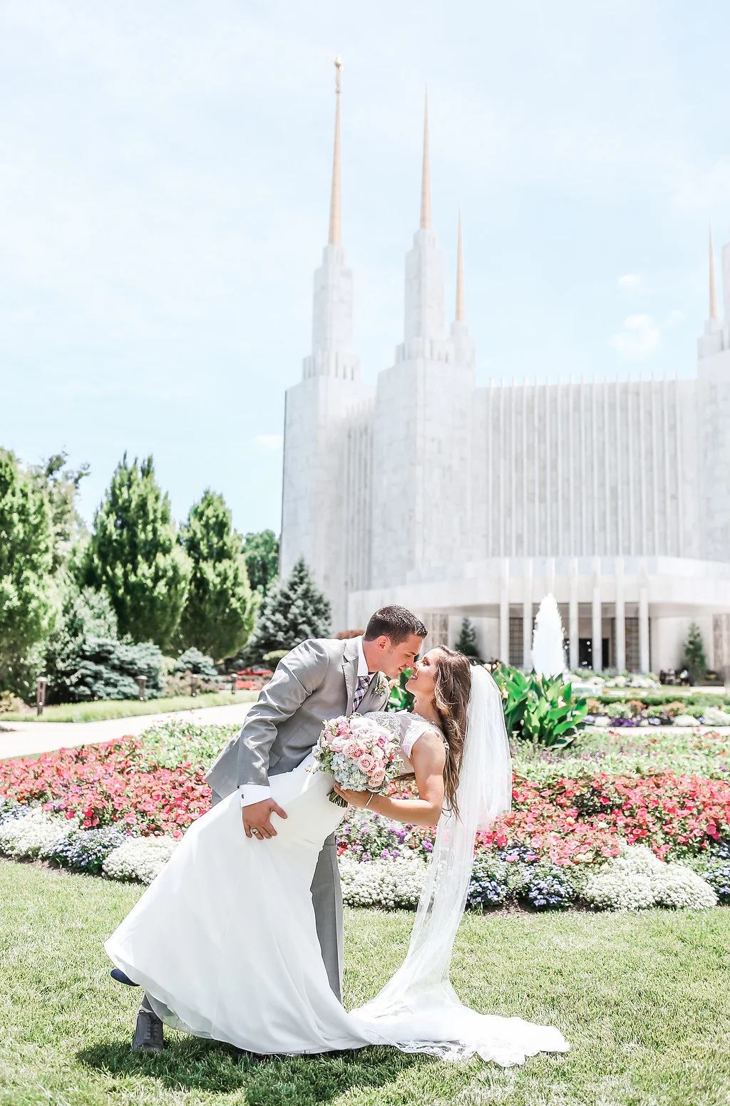 Washington DC LDS Temple Wedding & A Navy Blue Middleburg Virginia Reception | Middleburg Virginia | Andrea Rodway Photography