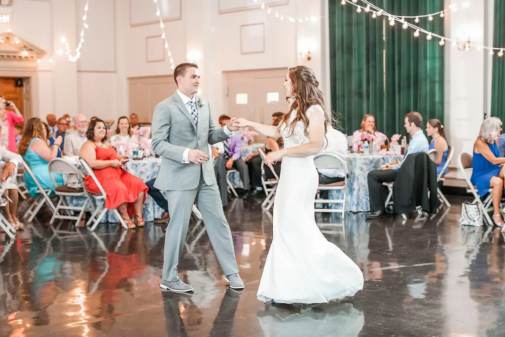 Middleburg Community Center Wedding Middleburg Virginia | Andrea Rodway Photography