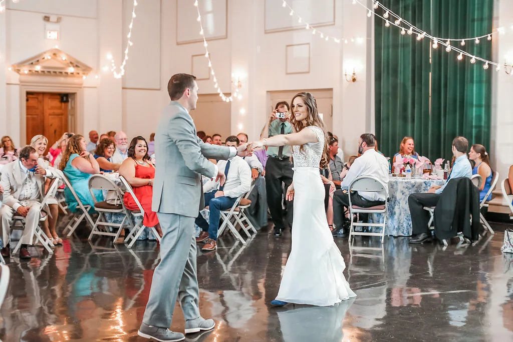 Middleburg Community Center Wedding Middleburg Virginia | Andrea Rodway Photography