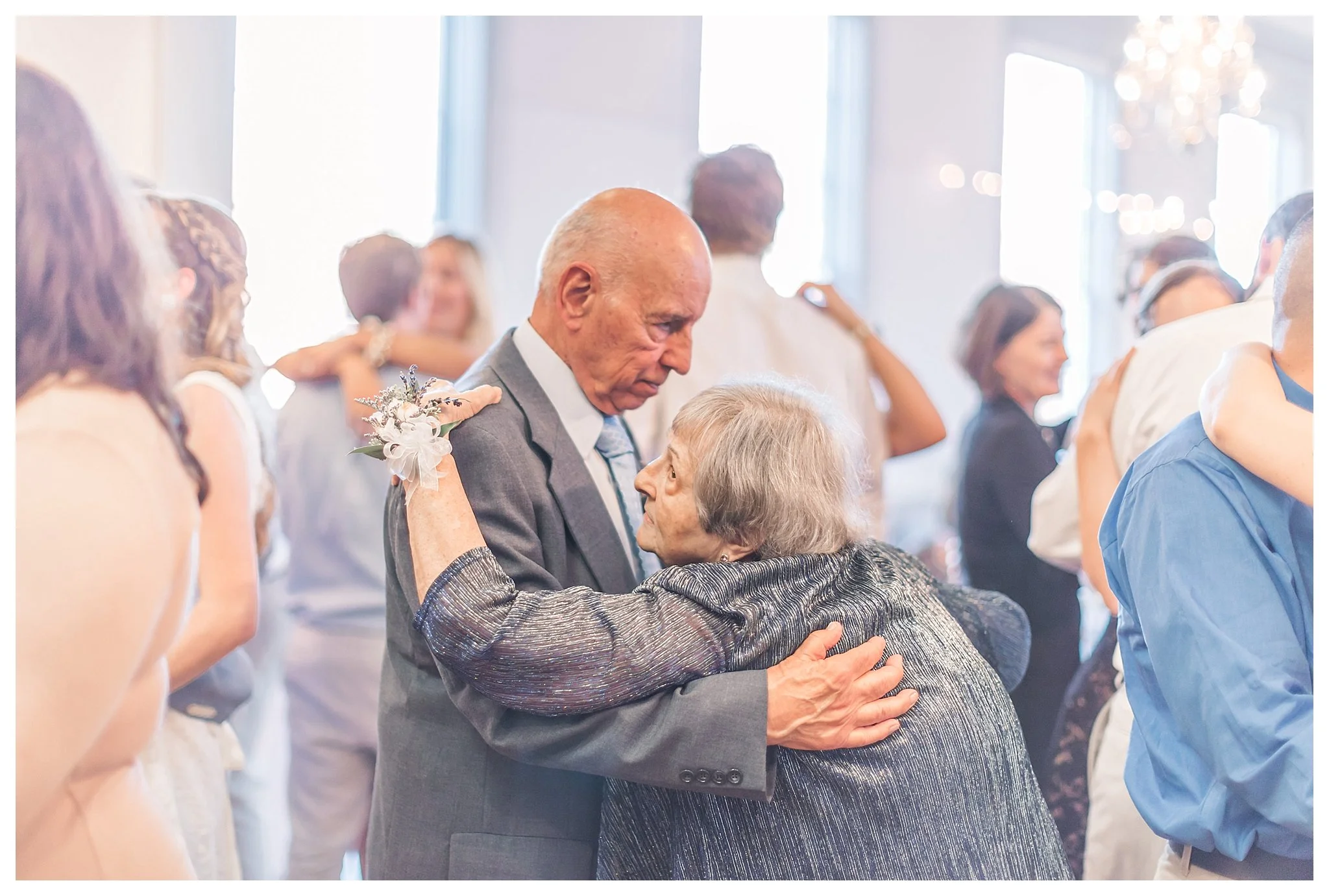 ASHLAND VIRGINIA WEDDING | RANDOLPH-MACON | ANDREA RODWAY PHOTOGRAPHY