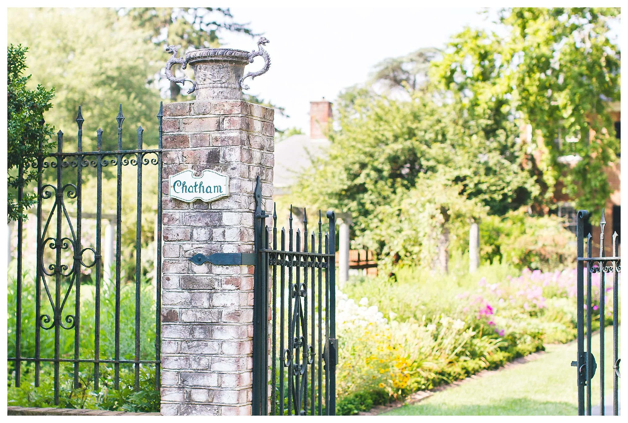Chatham Manor Engagement | Andrea Rodway Photography