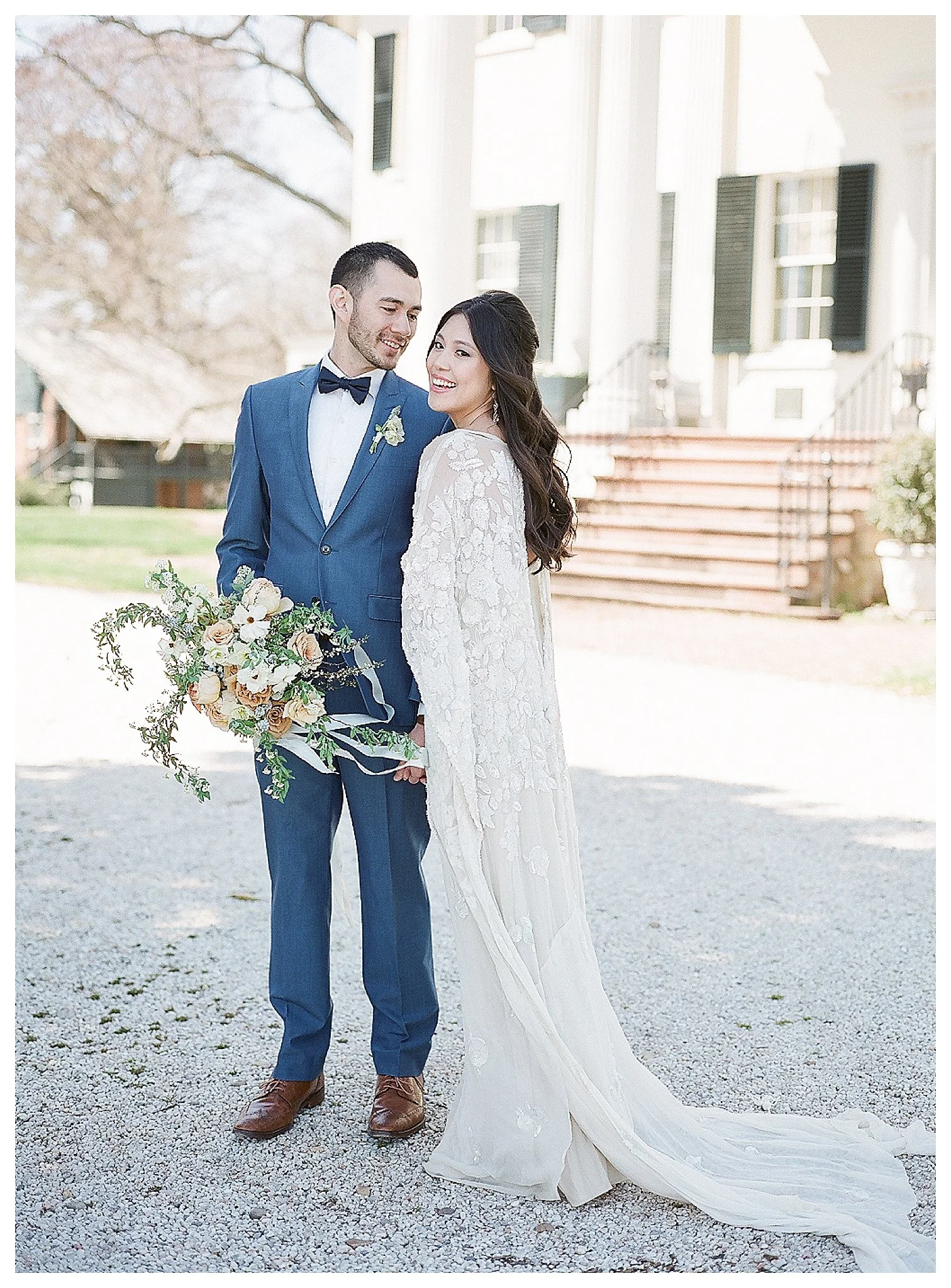Spring Oatlands Historic House and Gardens Wedding | Andrea Rodw