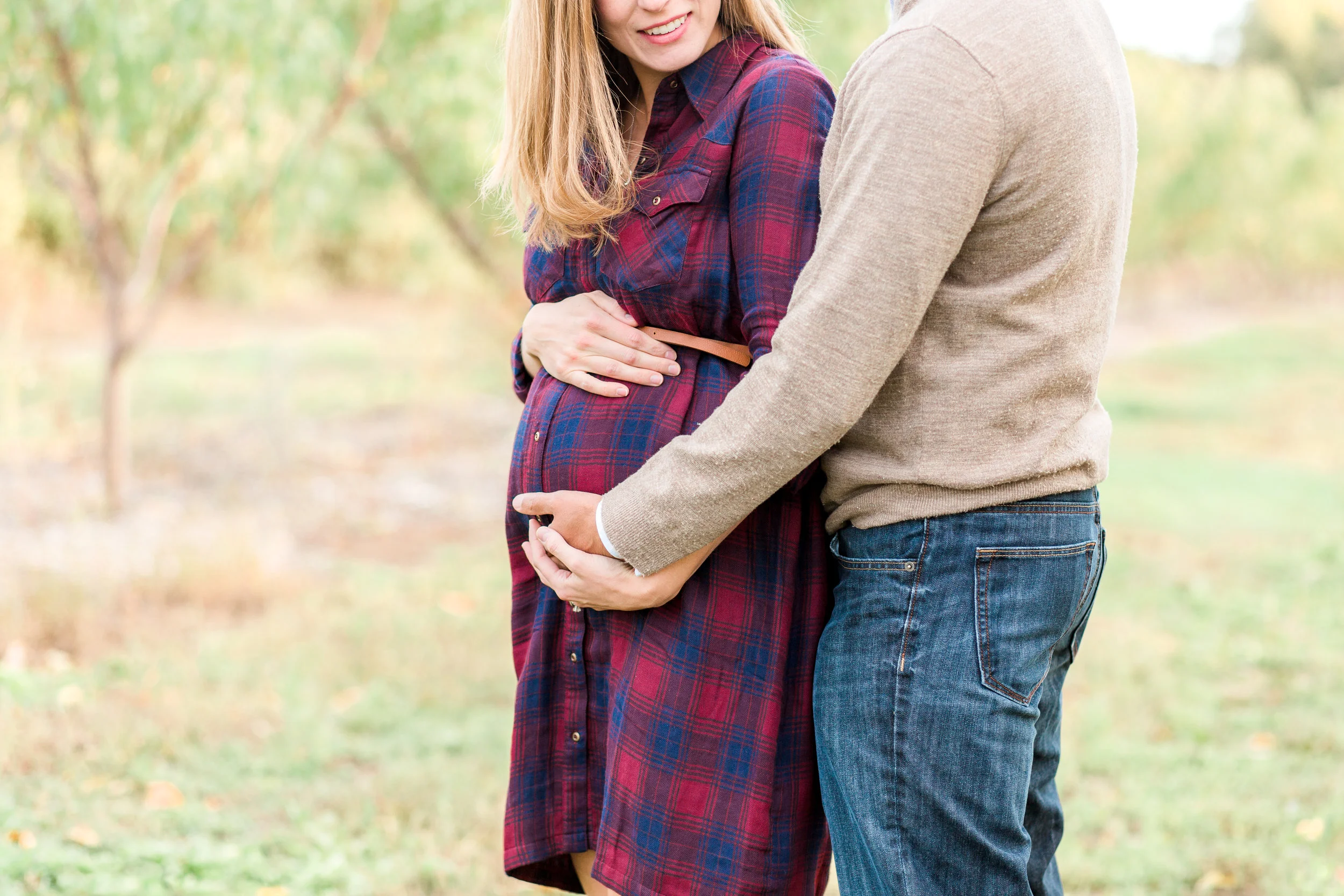 Ward's Berry Farm Maternity Session | Boston Lifestyle Photographer