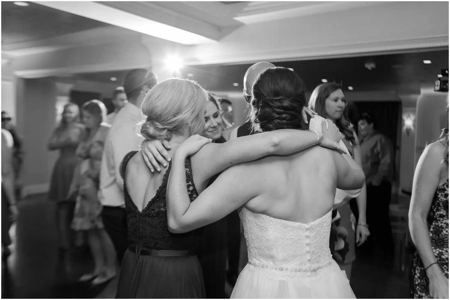 Lakeside Saphire Estate Wedding + Boston Wedding Photographer