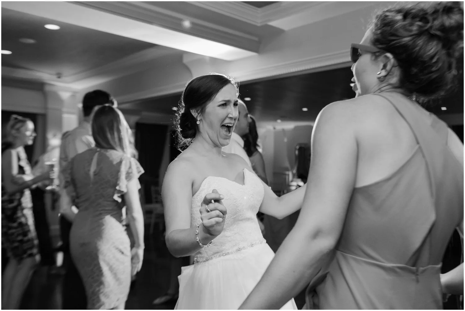 Lakeside Saphire Estate Wedding + Boston Wedding Photographer