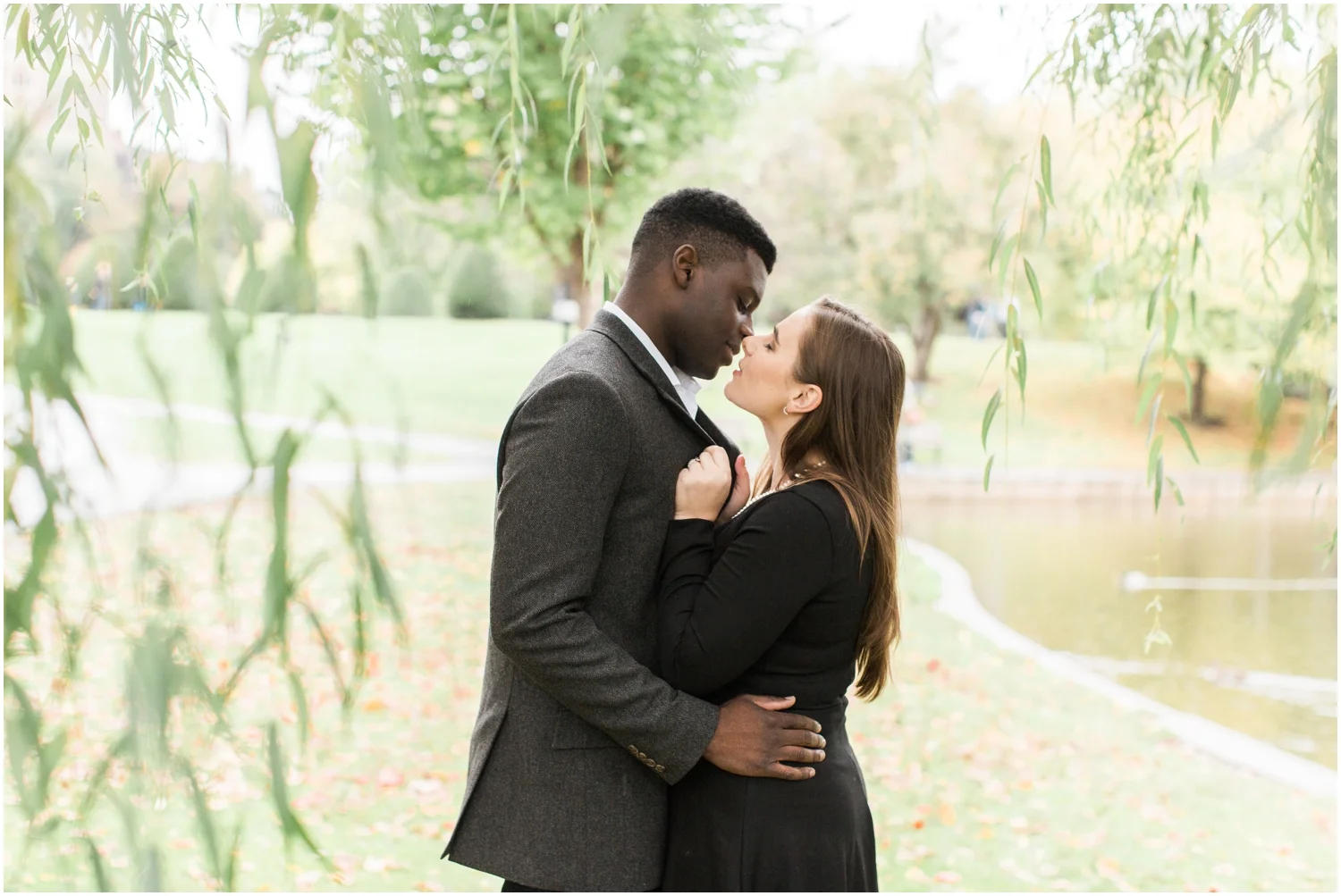 Boston Public Gardens Engagement Session // Boston Engagement Photographer