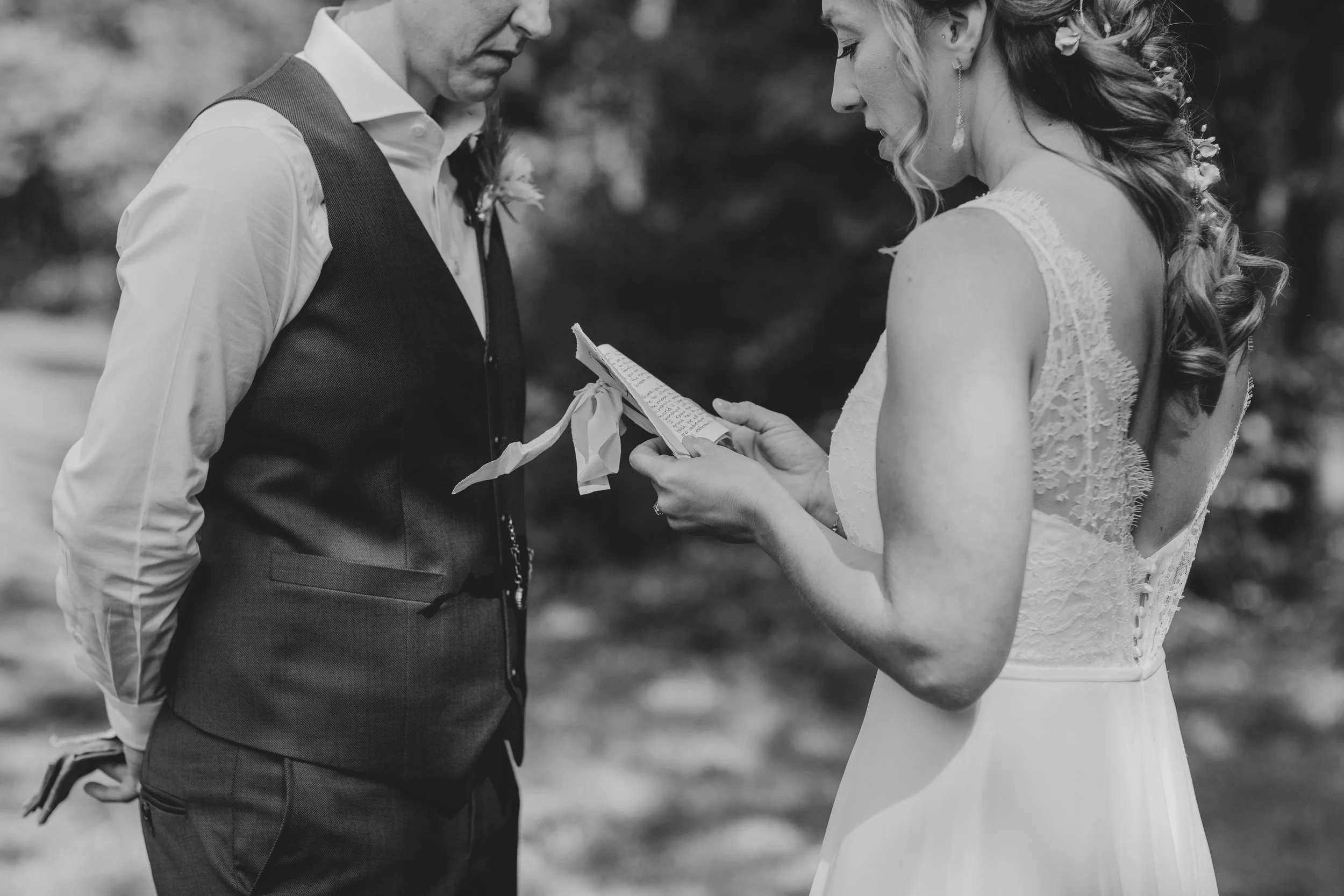 Elegant+Rustic+Vermont+Wedding-21.jpg