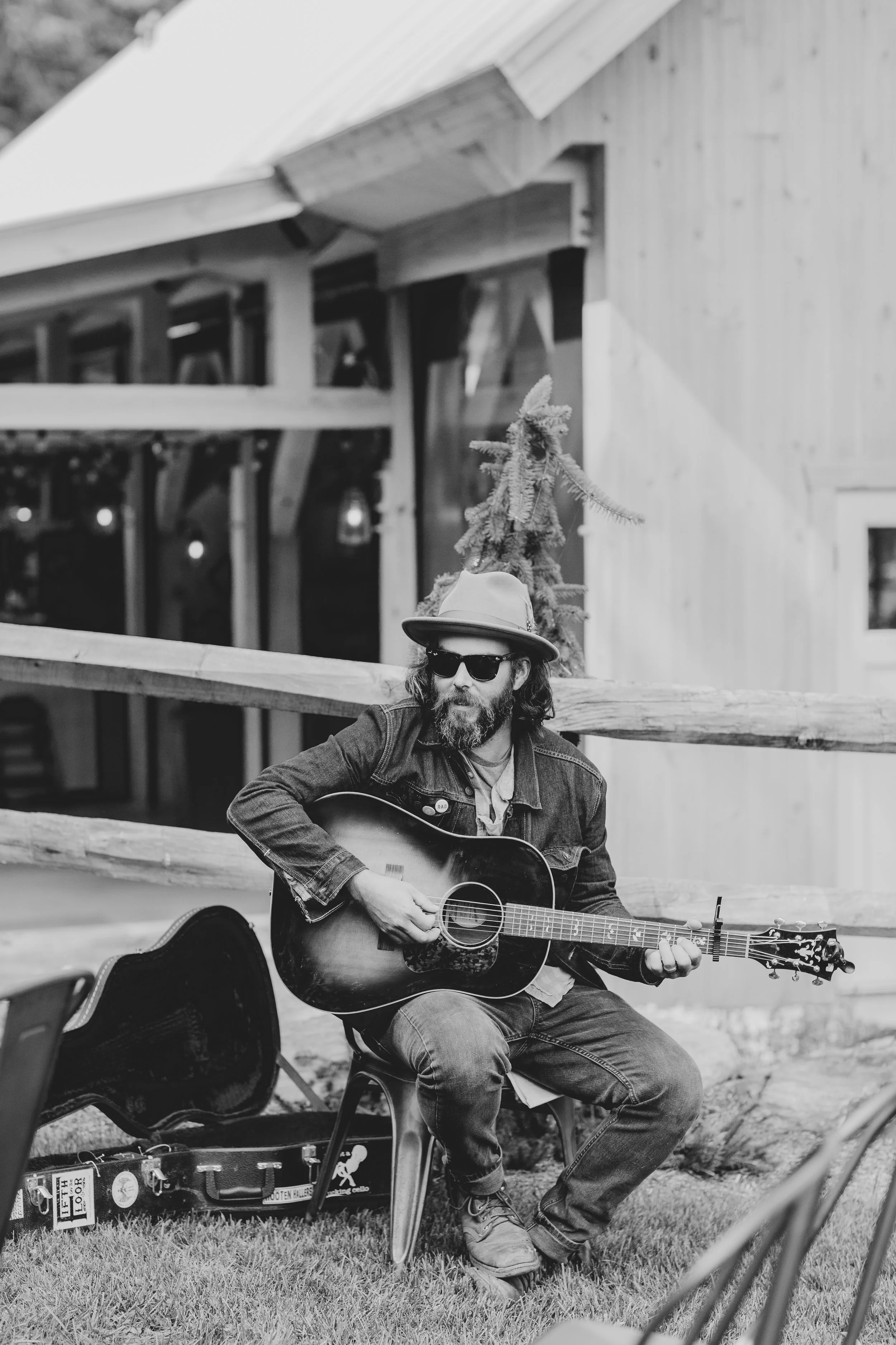 Elegant+Rustic+Vermont+Wedding-41.jpg