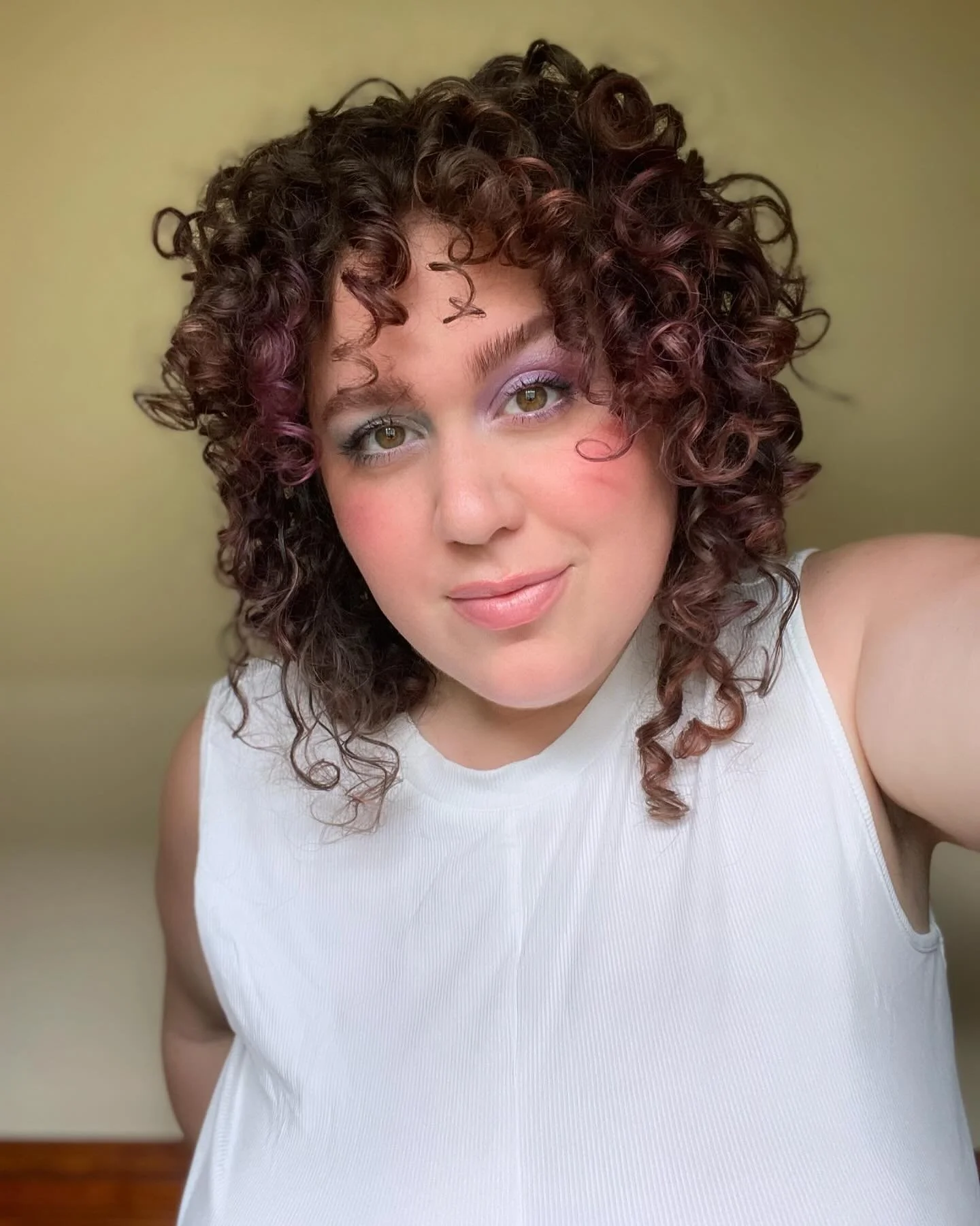 I&rsquo;ve gotten out of the habit of creative makeup and need to remedy that. *note to self* 

We&rsquo;re artists every day and in every way. Let&rsquo;s not allow the hustle and bustle of life to distract us from that beautiful reality. 

#artist 