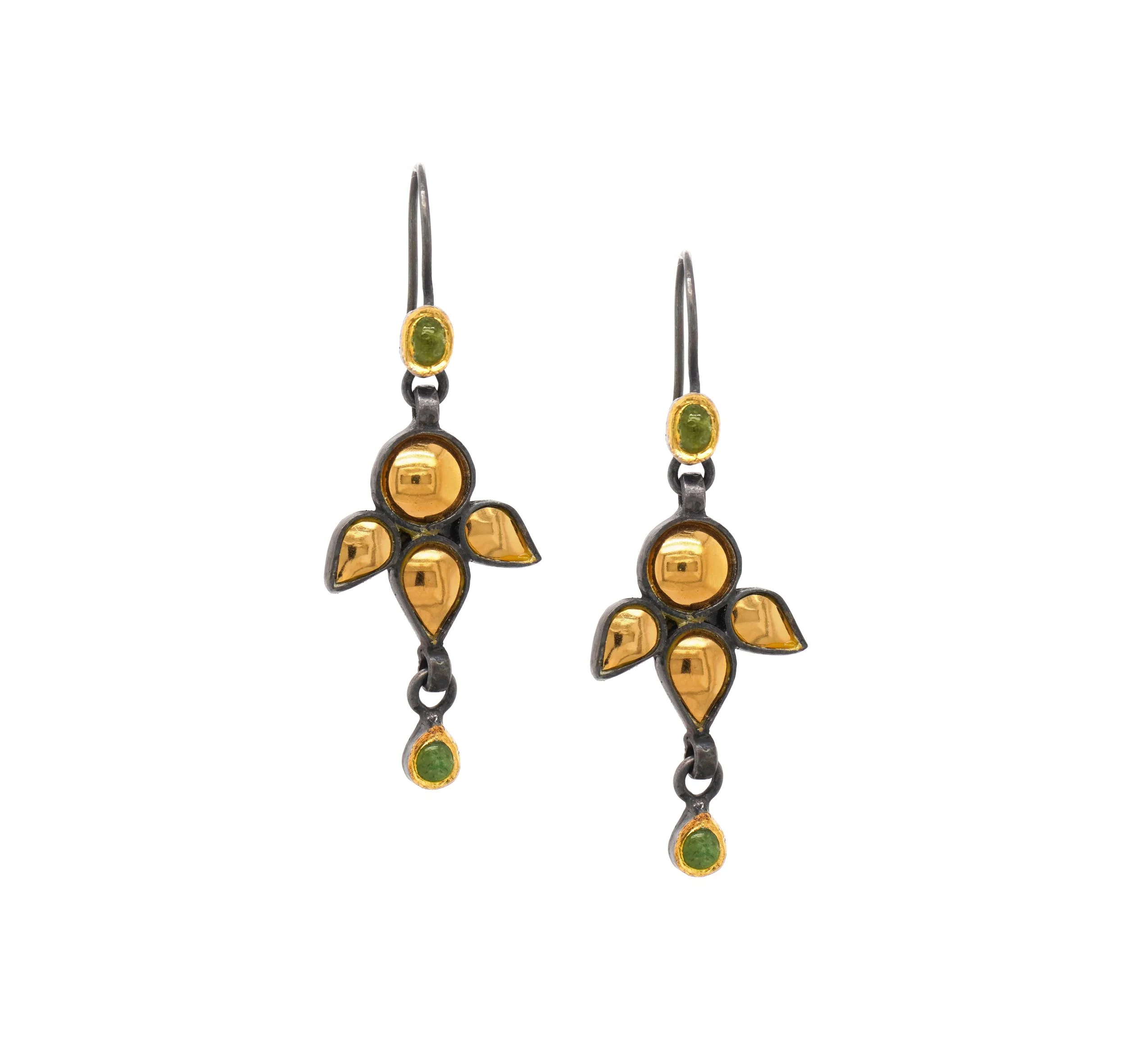 earrings2_black copy.jpg
