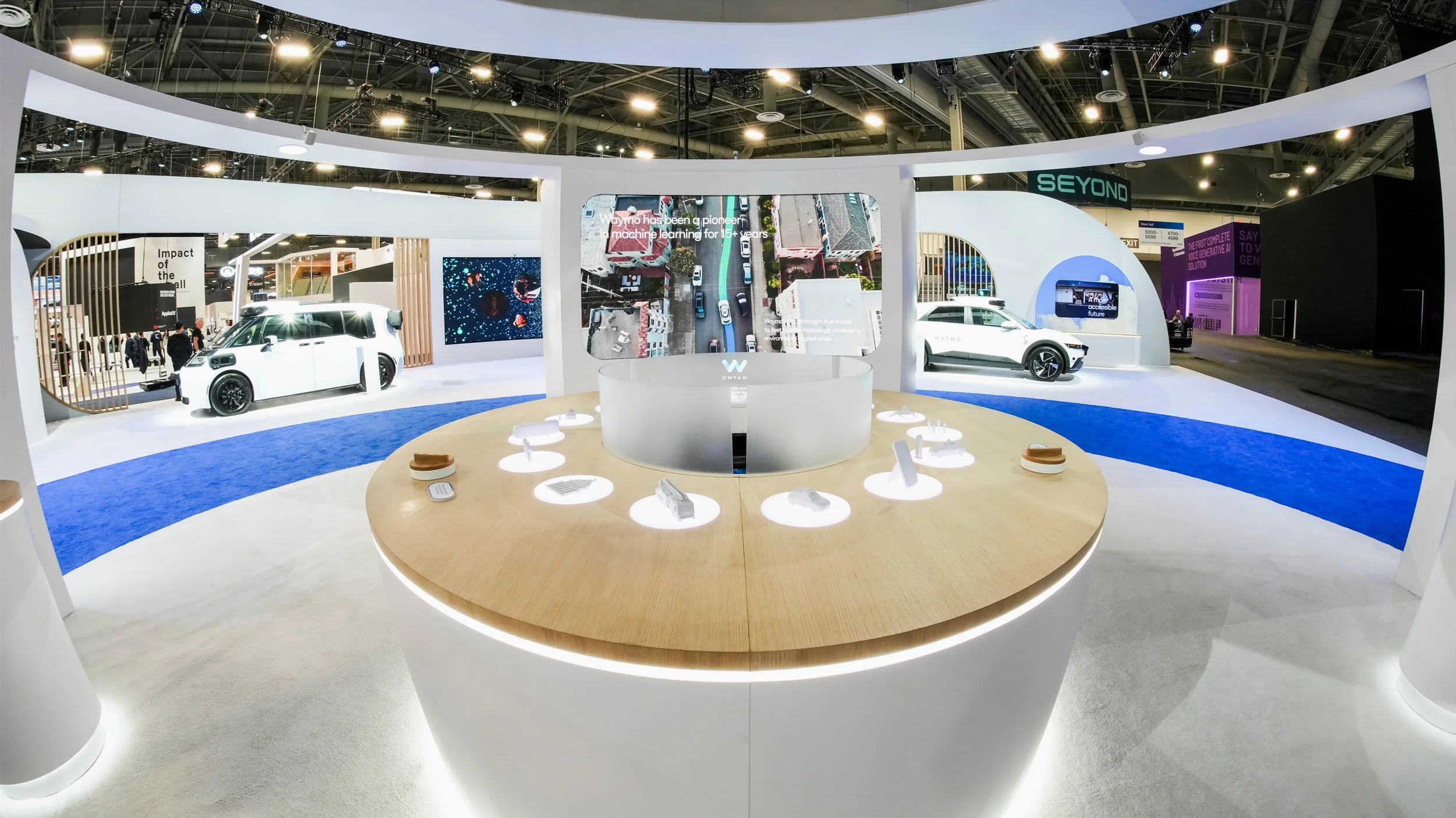 AV_Waymo_CES25_2a.jpg