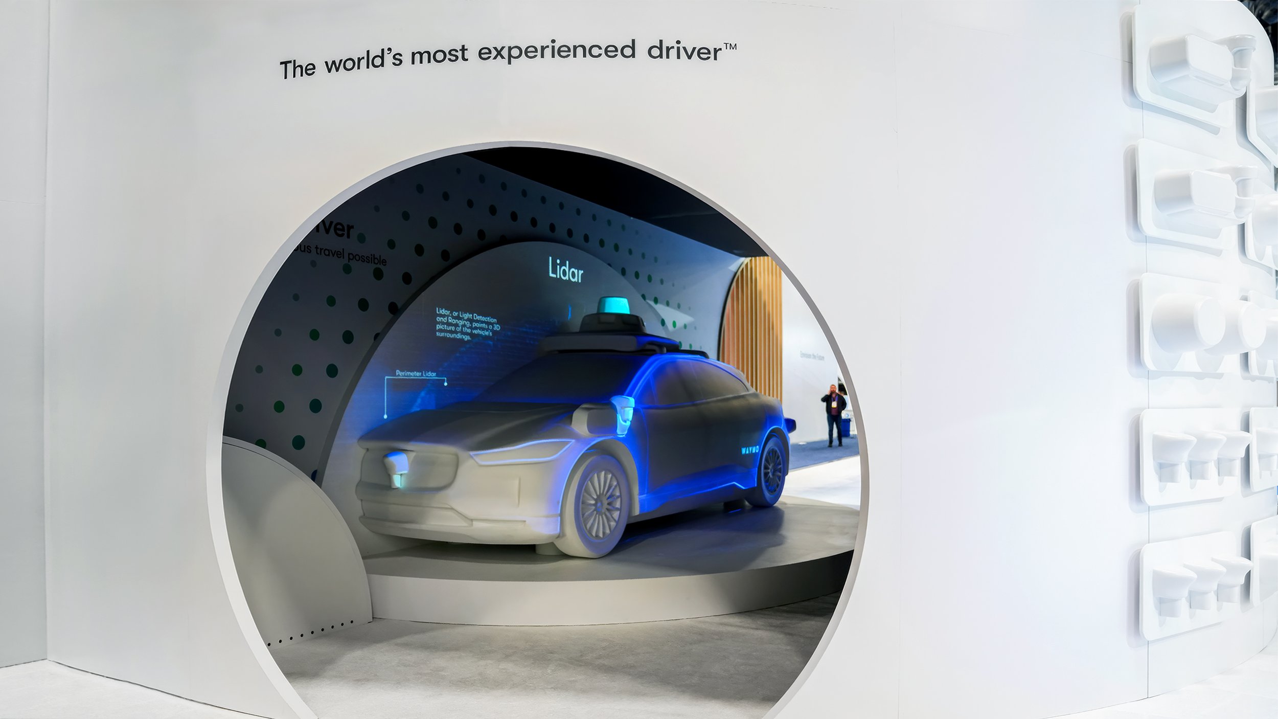 AV_Waymo_CES25_3a.jpg