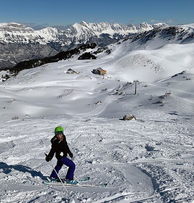 ⛷🇨🇭
Fabulous long weekend with @linneajk @john.f.foley1 @foleycarla @brendenjohnson15 @anne.e.faassen @robbiejskinsta