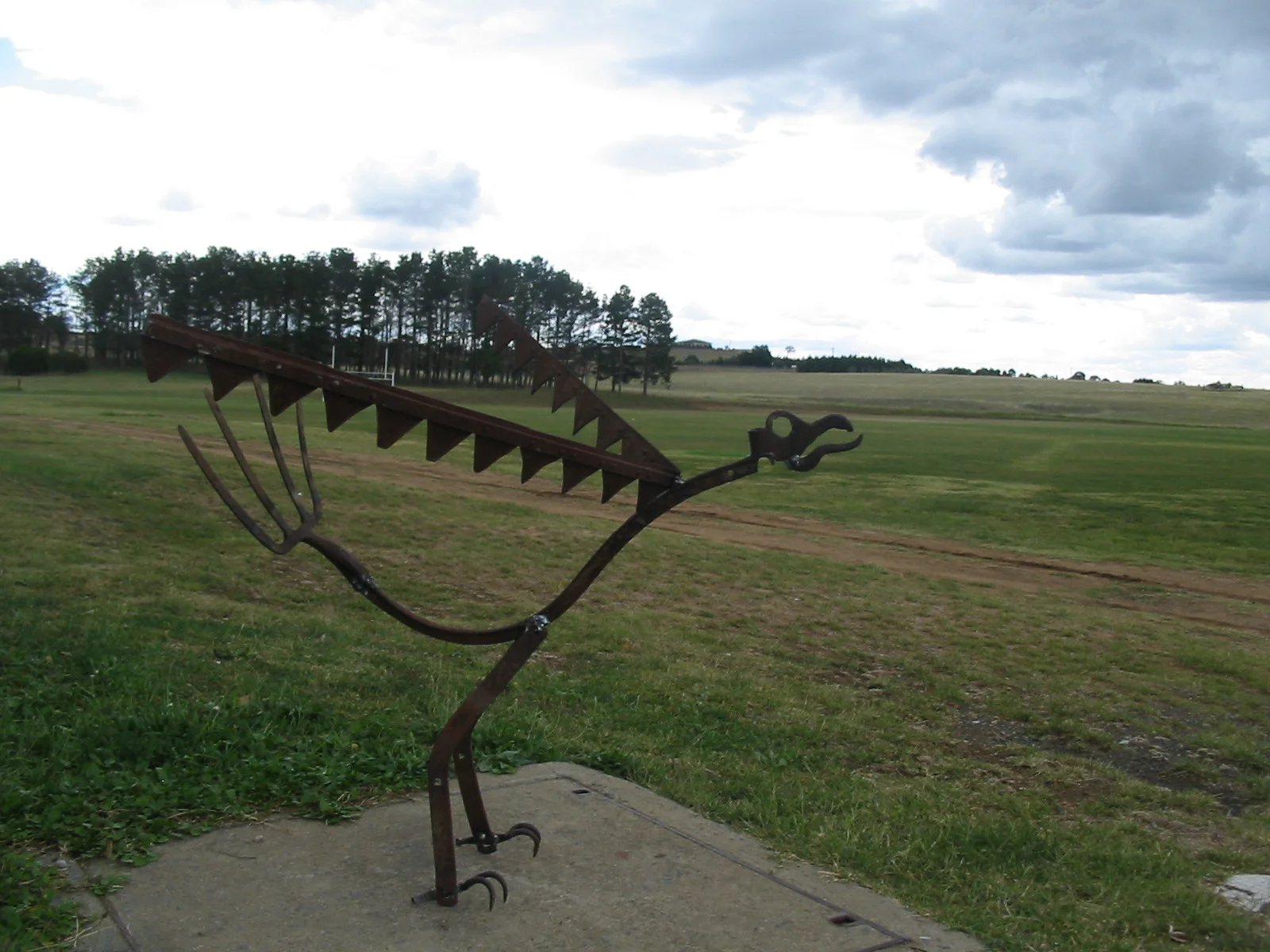 Sculpture Prize 2-2005 018.jpg
