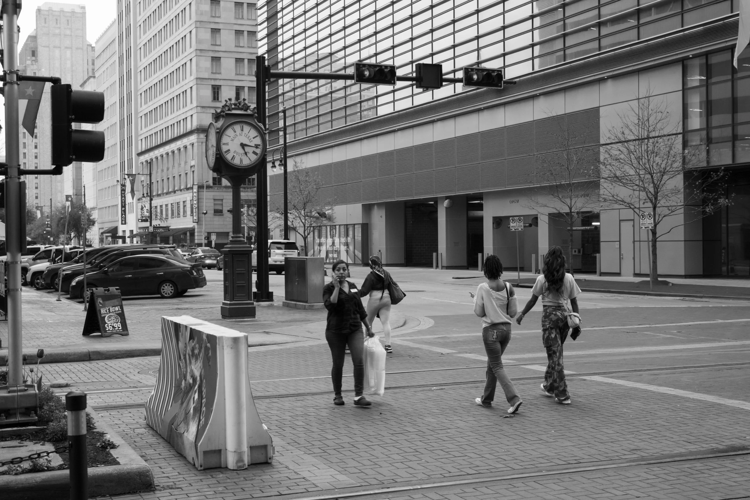 mainstcrossing_bw_byarexpressions.com-7075.jpeg