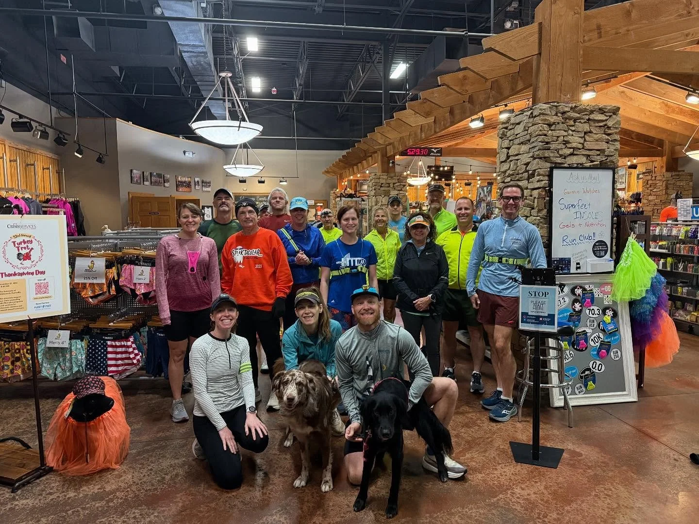 These people up consistently week after week on Thursday mornings at 5:30 am to run 5 miles.  #run #running #breakfastclubrun.