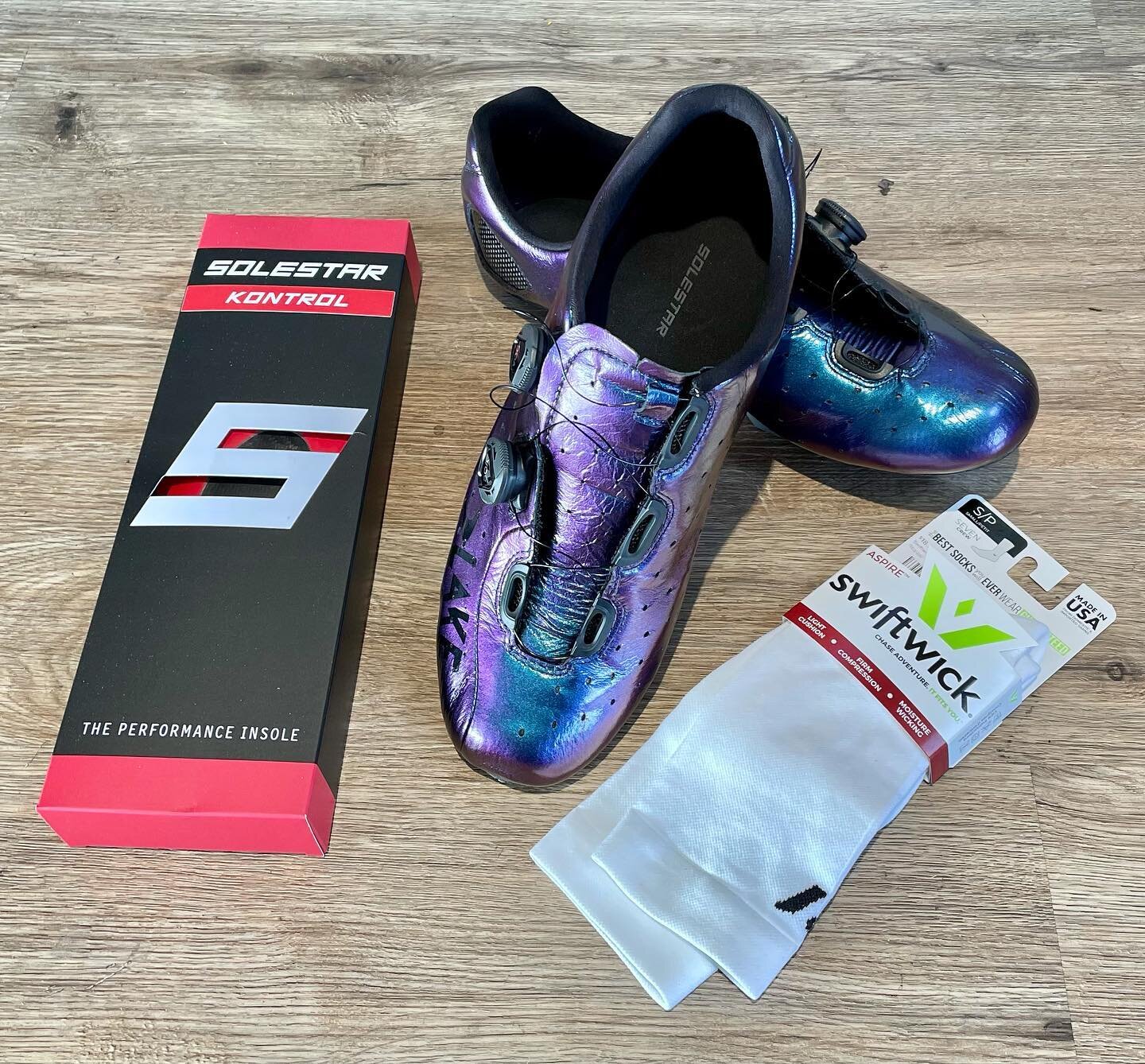 New personal favorite combo @solestar_insoles @lakecycling @swiftwicksocks. Getting the foot dialed in w the help of @dialedinfitting. Makes such a difference in comfort, power transfer, and injury prevention. Its not always easy. It sometimes requir