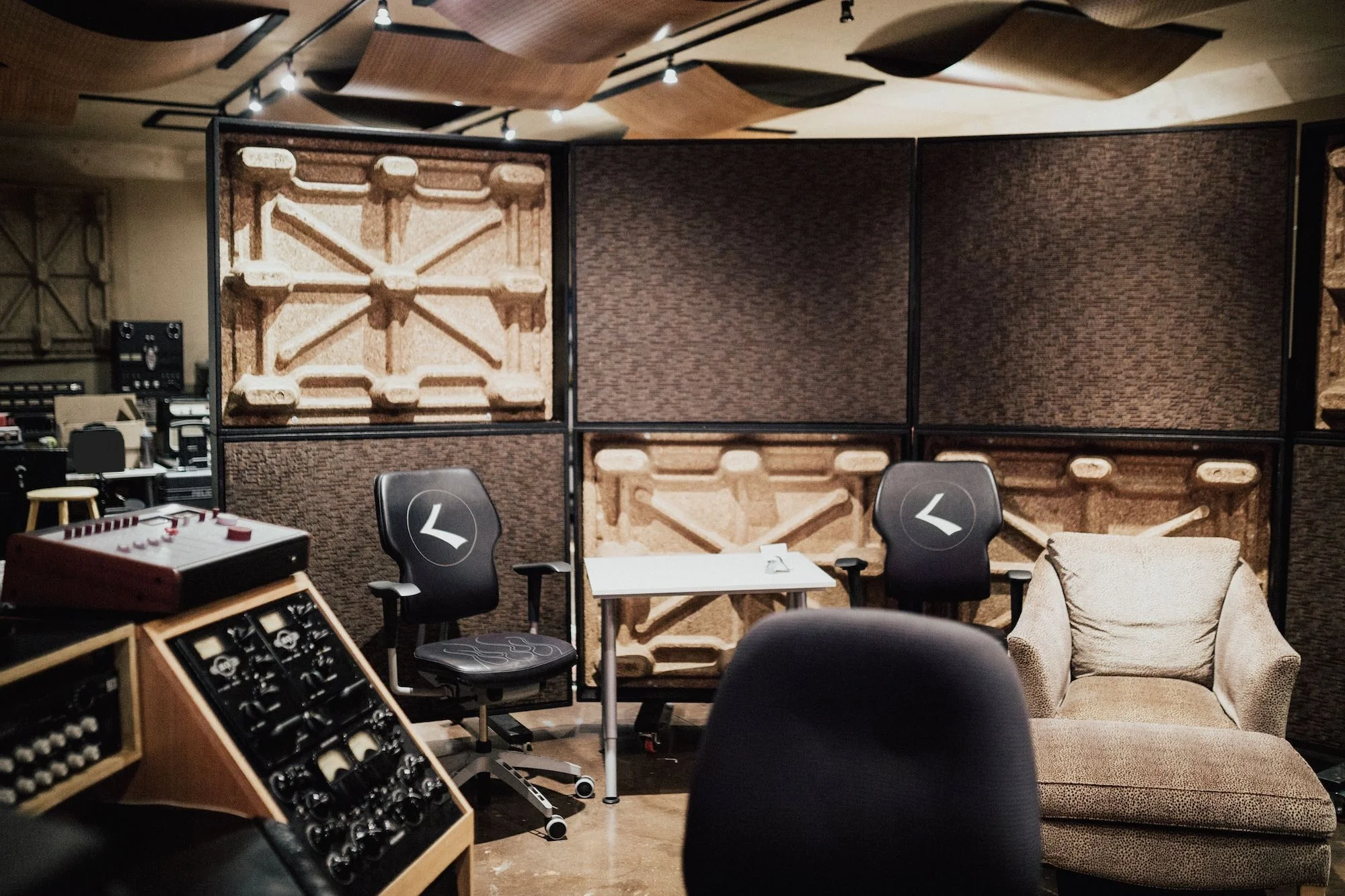 Becker Mastering_Web_Warm-8556.jpg