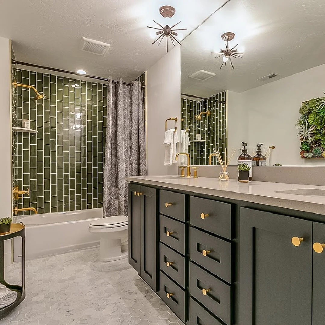 How to Save Money on a Bathroom Remodel