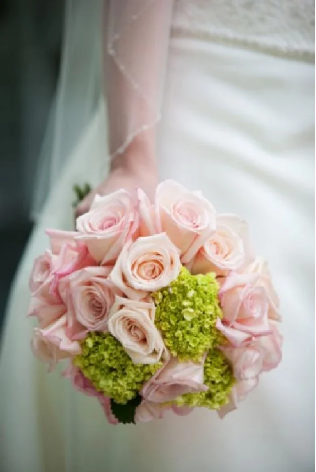 close-up-bridal-bouquet-2_7908436134_o.jpg