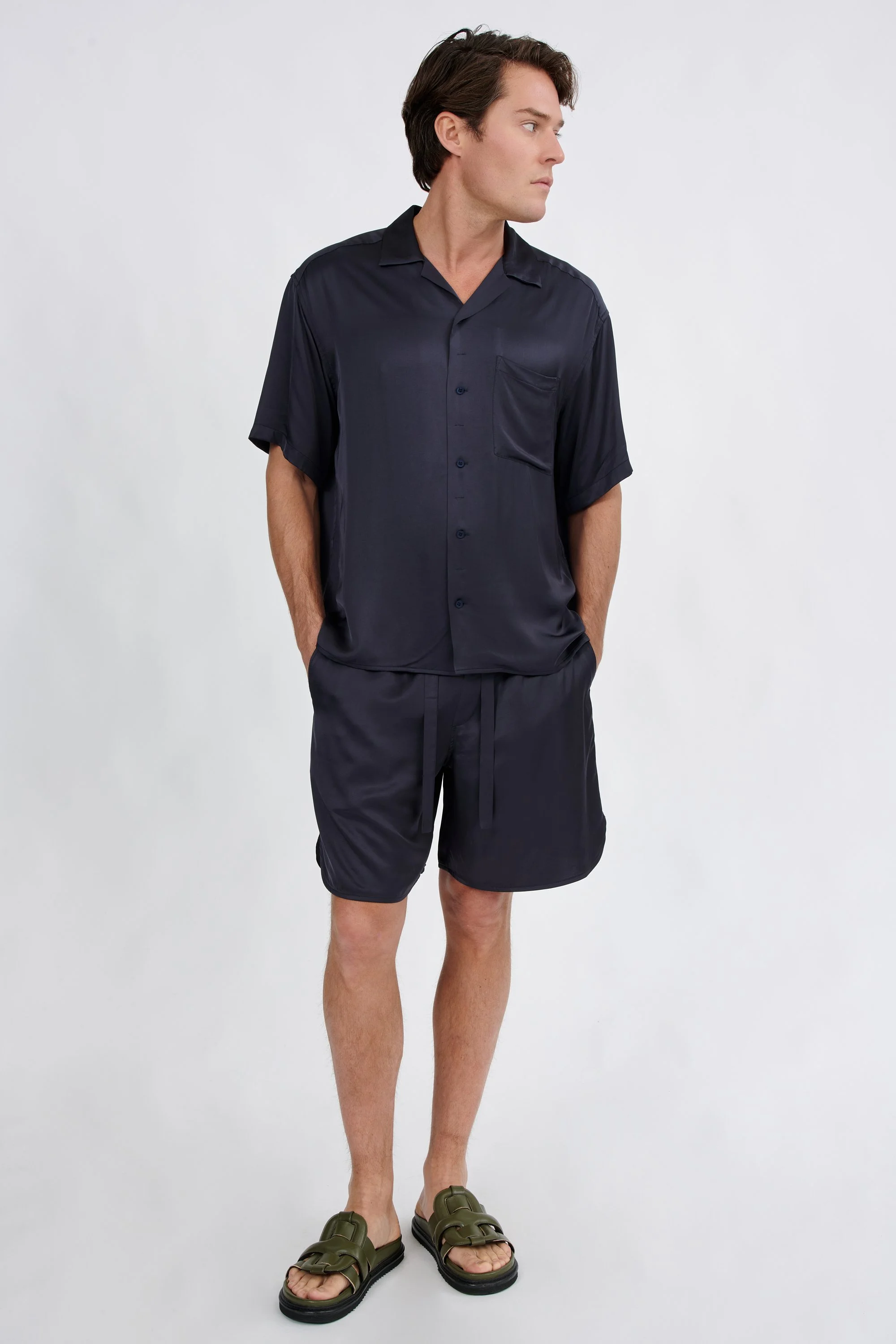 44 STEVEN SHIRT NAVY_020_FS.jpg