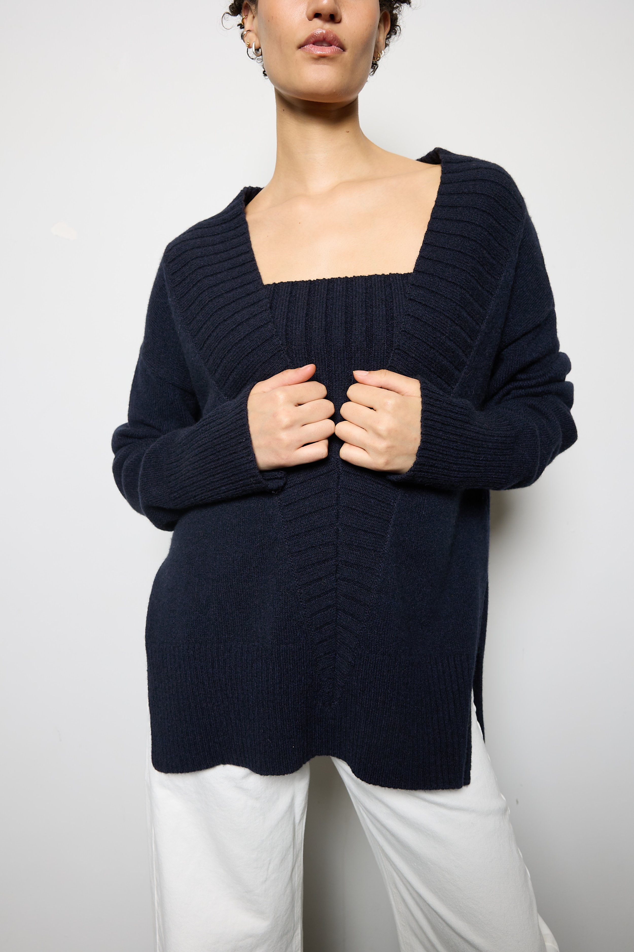 LECH SWEATER