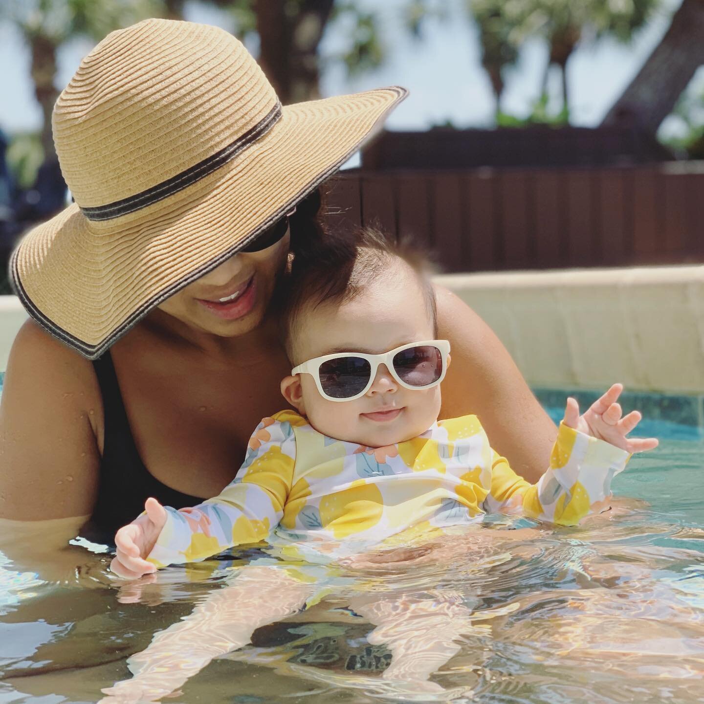 Summer vibes have begun!! I think it&rsquo;s going to be a good summer! 

⠀
⠀
⠀
⠀
 #poolparty #poolbaby #summertime #beachtime #mamasgirl #sixmonths #swimming #sweetgirl #pooltime #sunshine #vacation #firstvacation