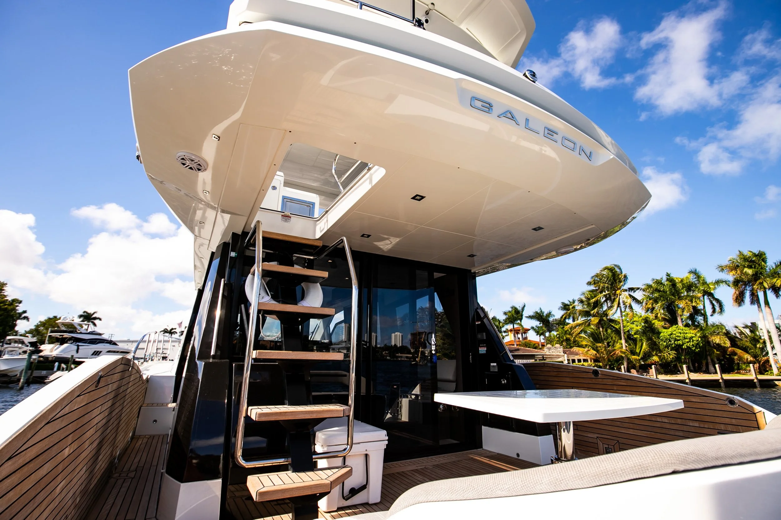 Galeon 50 Fly-132.jpg