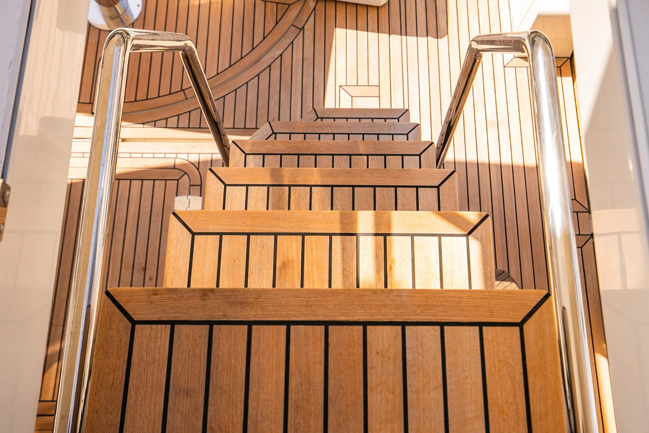 Galeon 50 Fly-073.jpg