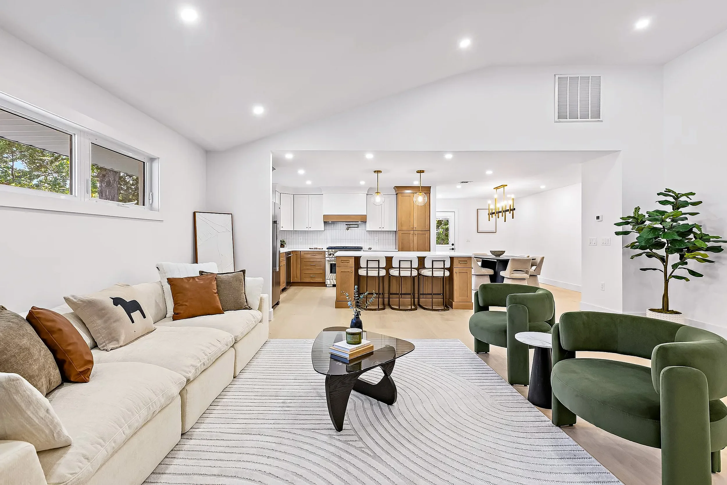 Real_Estate_-058.jpg