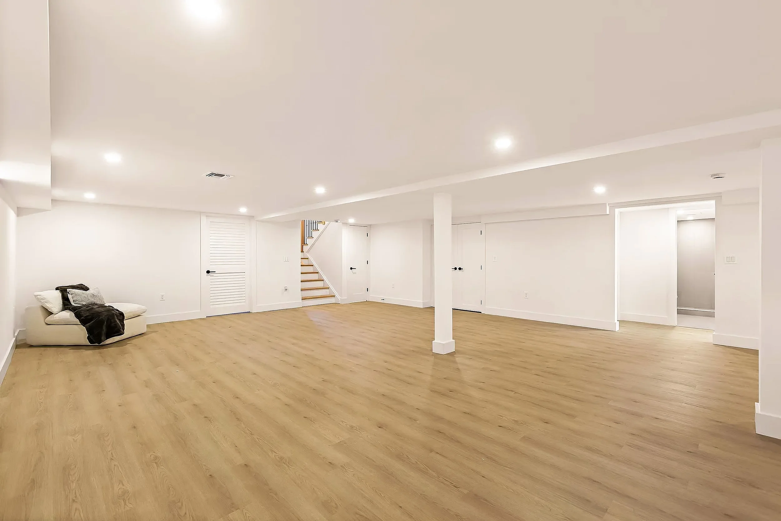 Real_Estate_-066.jpg