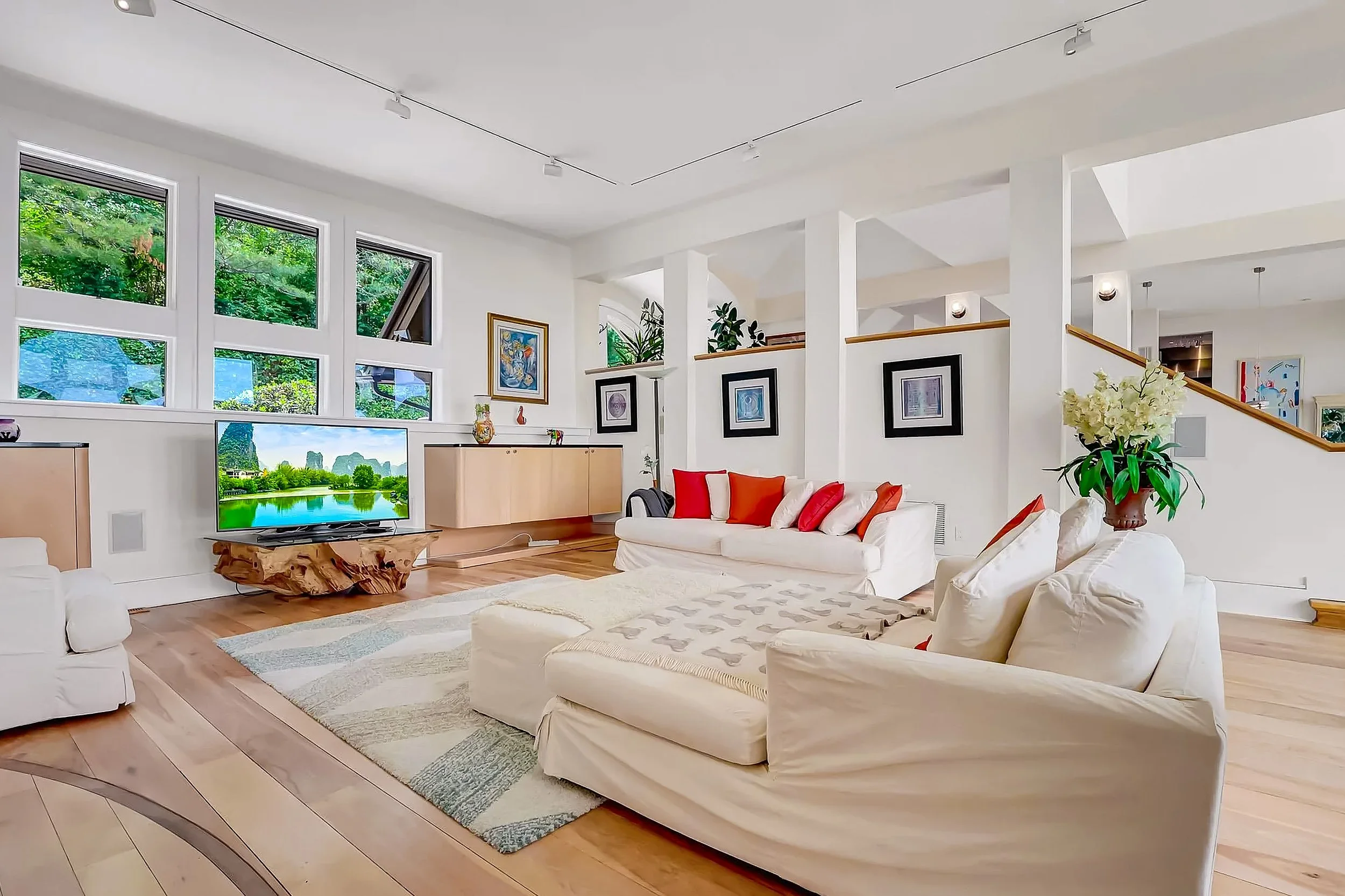 Real_Estate_-071.jpg