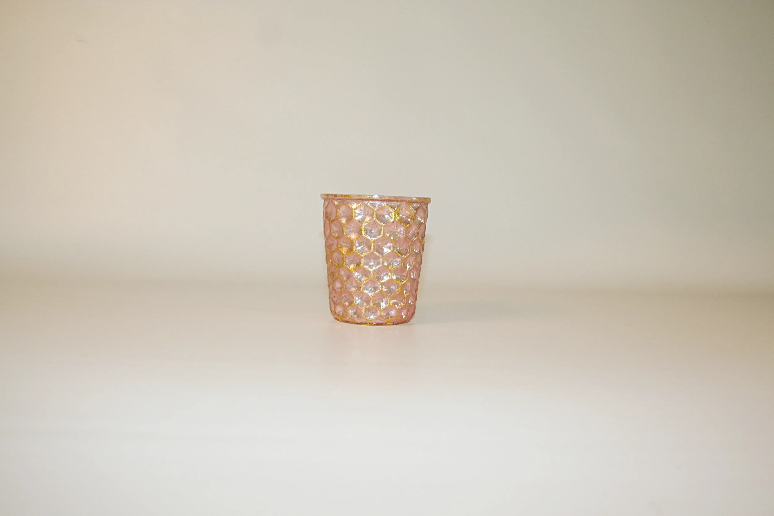rose gold vase