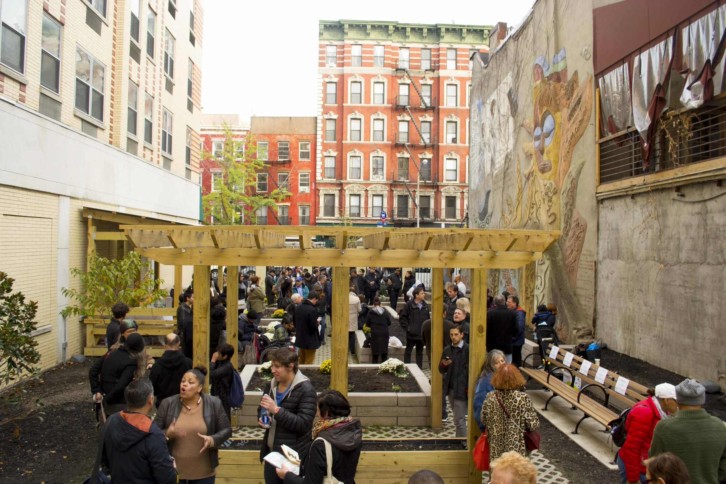 2016Oct26_0012_BFC Garden LES_Paul Castrucci Architect.jpg