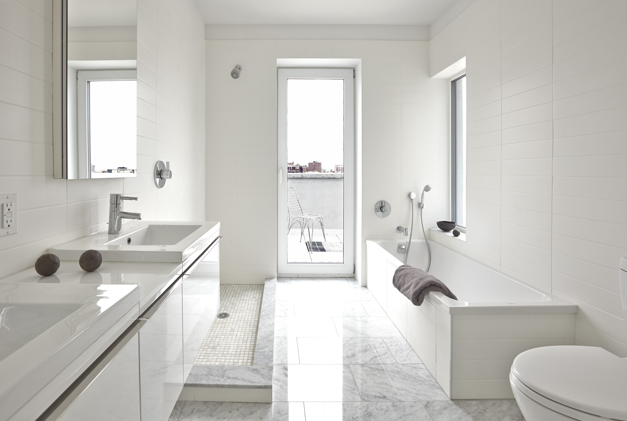 Each unit in the building was priced at roughly $1.5 million