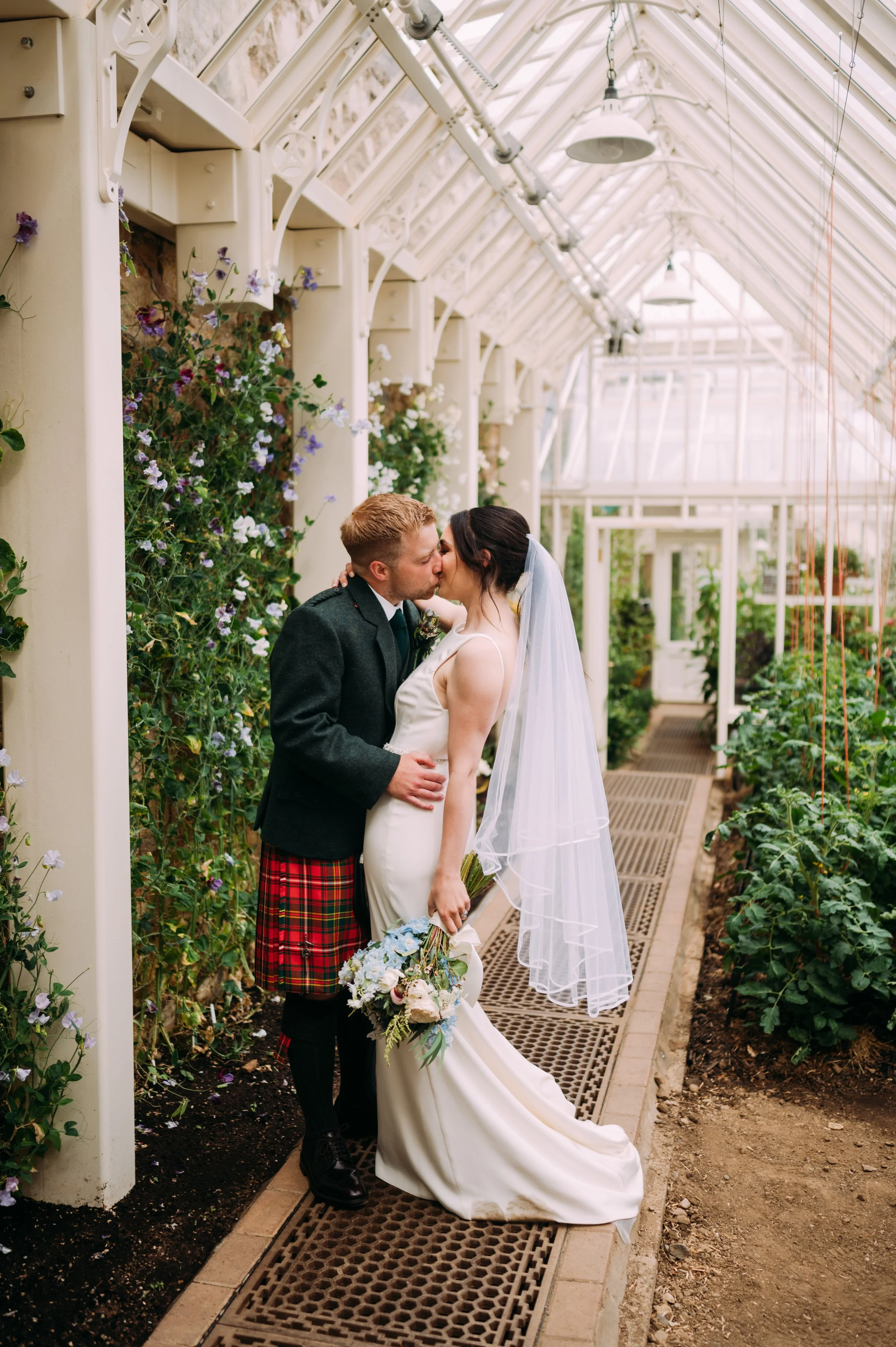 Matt and Emilys Wedding - Copyright - www.eilidhrobertson.co.uk-641.jpg