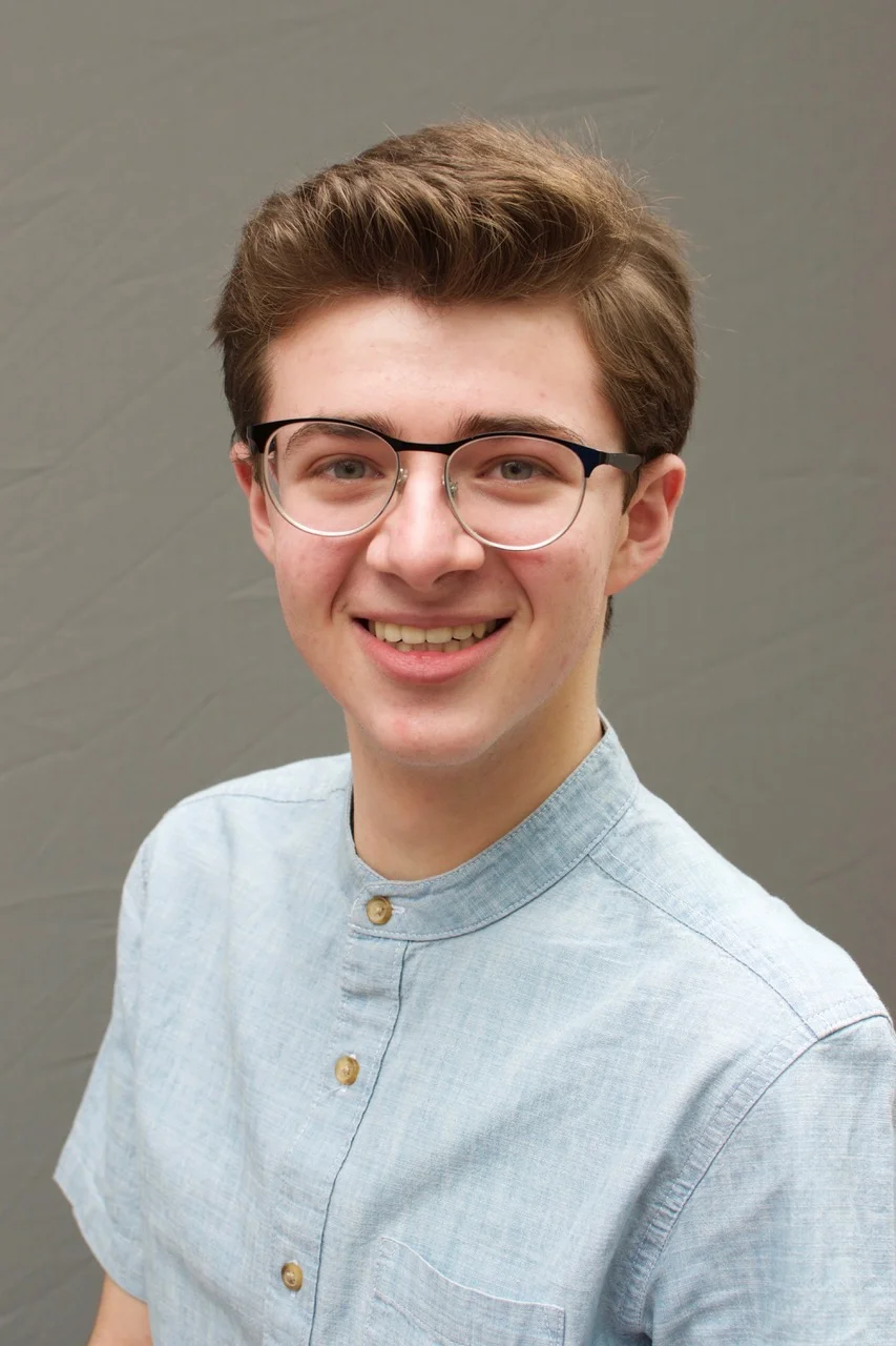 Headshot.jpeg