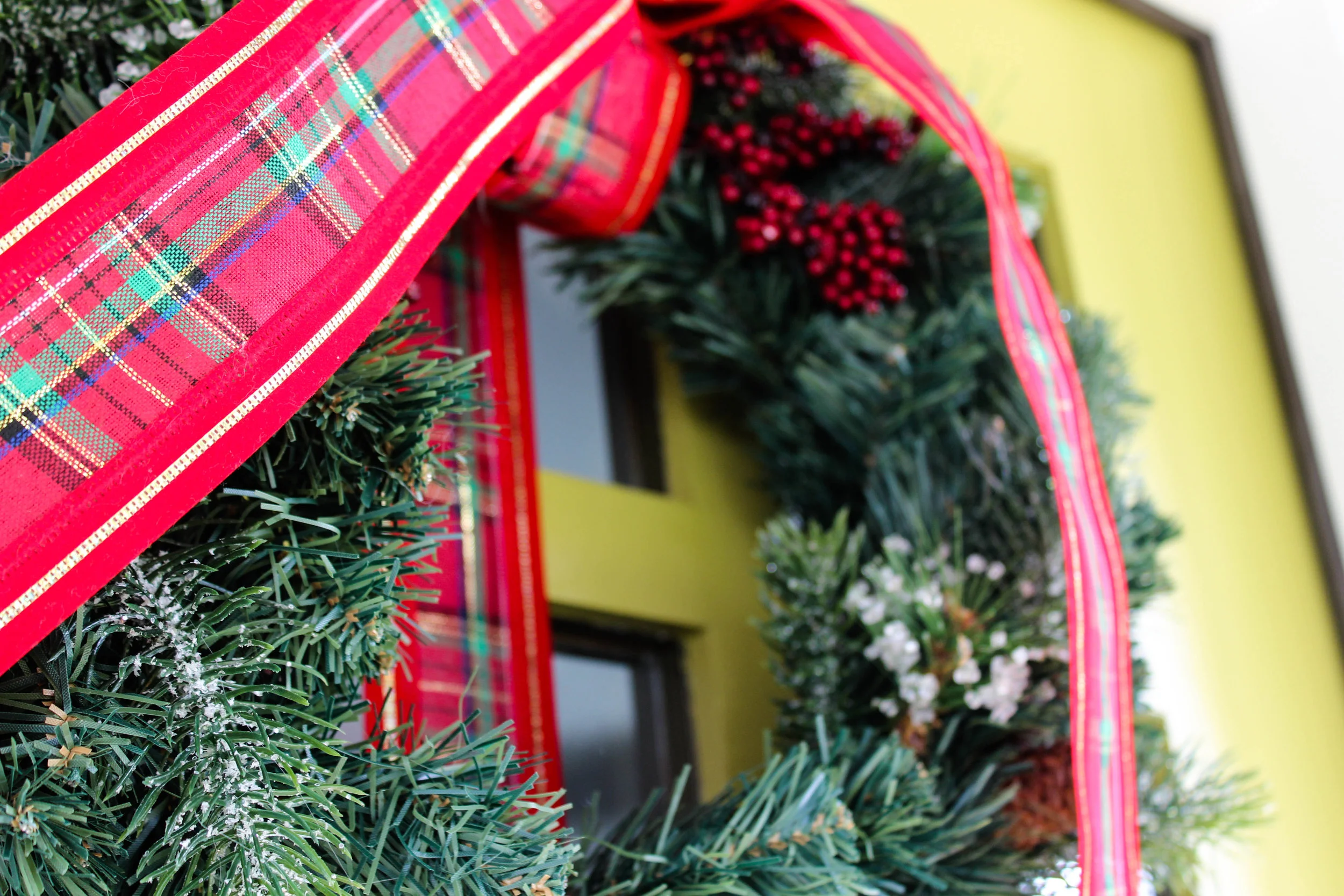 DIY Christmas Wreath Trio 