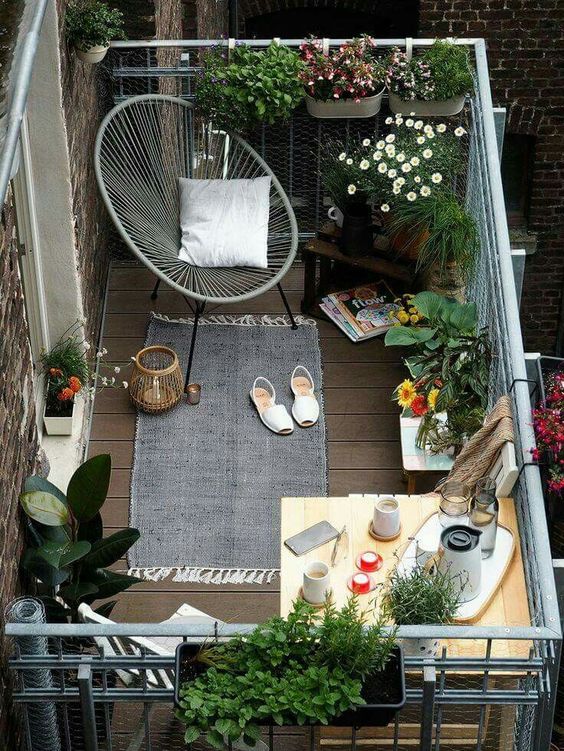 Style Ideas For A Small Patio, Outdoor Furniture Ideas For Small Spaces