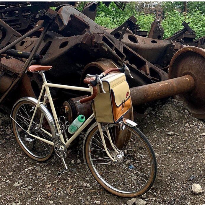 This is just a cool picture of a riders bike. Industrial wilds. #creosote #icansmellitfromhere #sixteentons #andwhaddayaget #randonn&eacute;e #coastcyclesnyc #itsabigbigworld