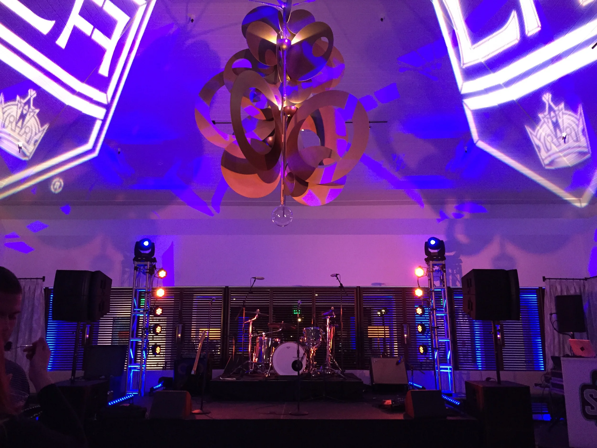  LA KINGS "KINGS CARE" EVENT 
