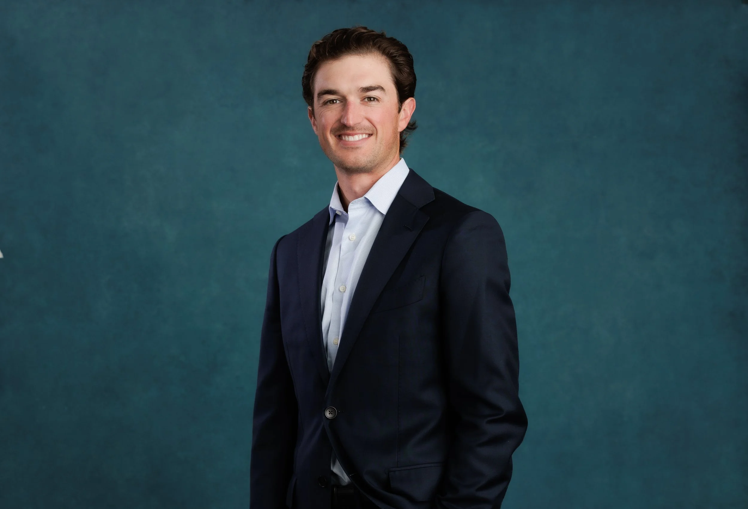 corporate-headshot-financial-advisor-professional-portrait.jpg